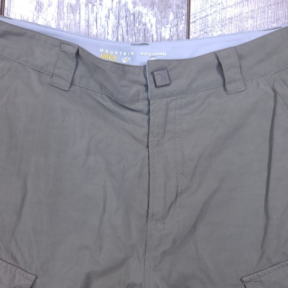 Mountain Hardwear Mens Cargo Shorts Size 30 Olive Green Nylon Hiking Stretch - Picture 4 of 6